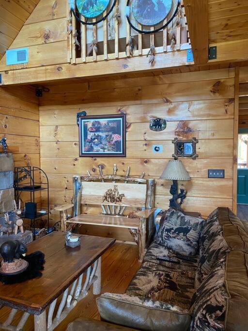 Bear Country Cabin سيفيرفيل المظهر الخارجي الصورة