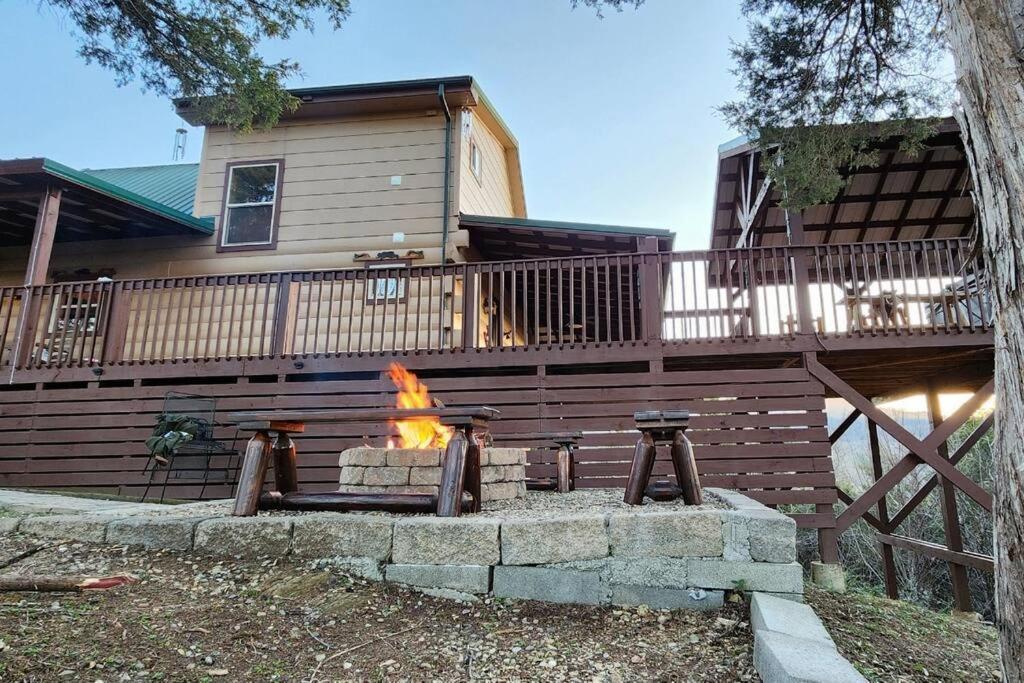 Bear Country Cabin سيفيرفيل المظهر الخارجي الصورة